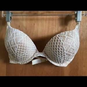 Victoria Secret bombshell push up  bras 32 C